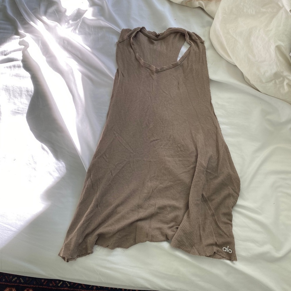 Alo Yoga flow tank thermal in gravel L